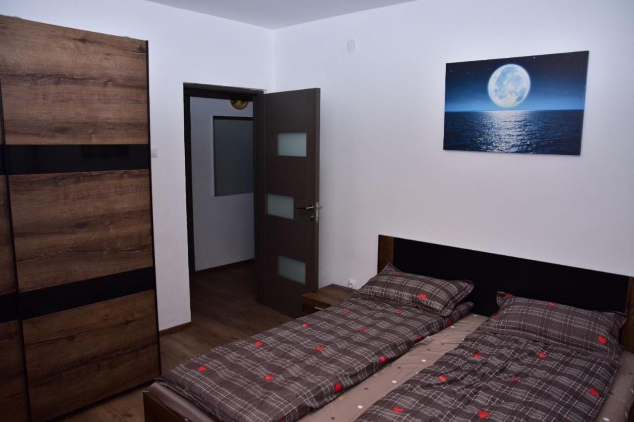 Apartament Dabe Hd Vajdahunyad Kültér fotó