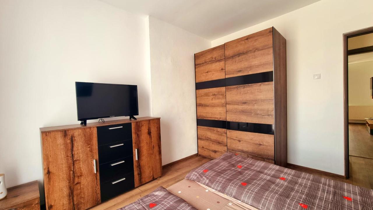 Apartament Dabe Hd Vajdahunyad Kültér fotó