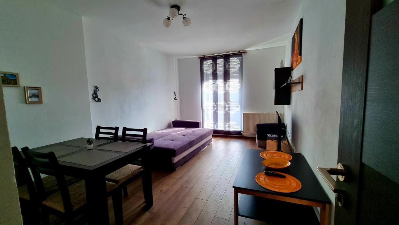 Apartament Dabe Hd Vajdahunyad Kültér fotó