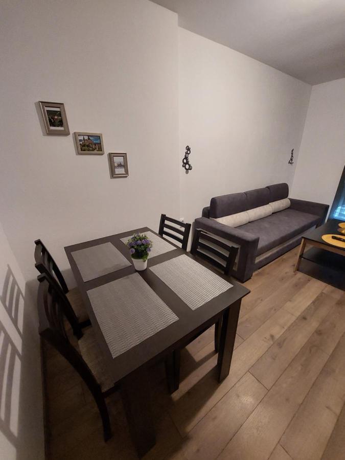 Apartament Dabe Hd Vajdahunyad Kültér fotó